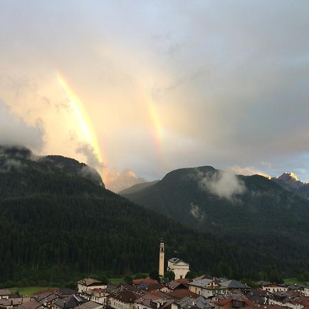 Fra Rose E Mughi Bed & Breakfast Domegge di Cadore Exterior foto